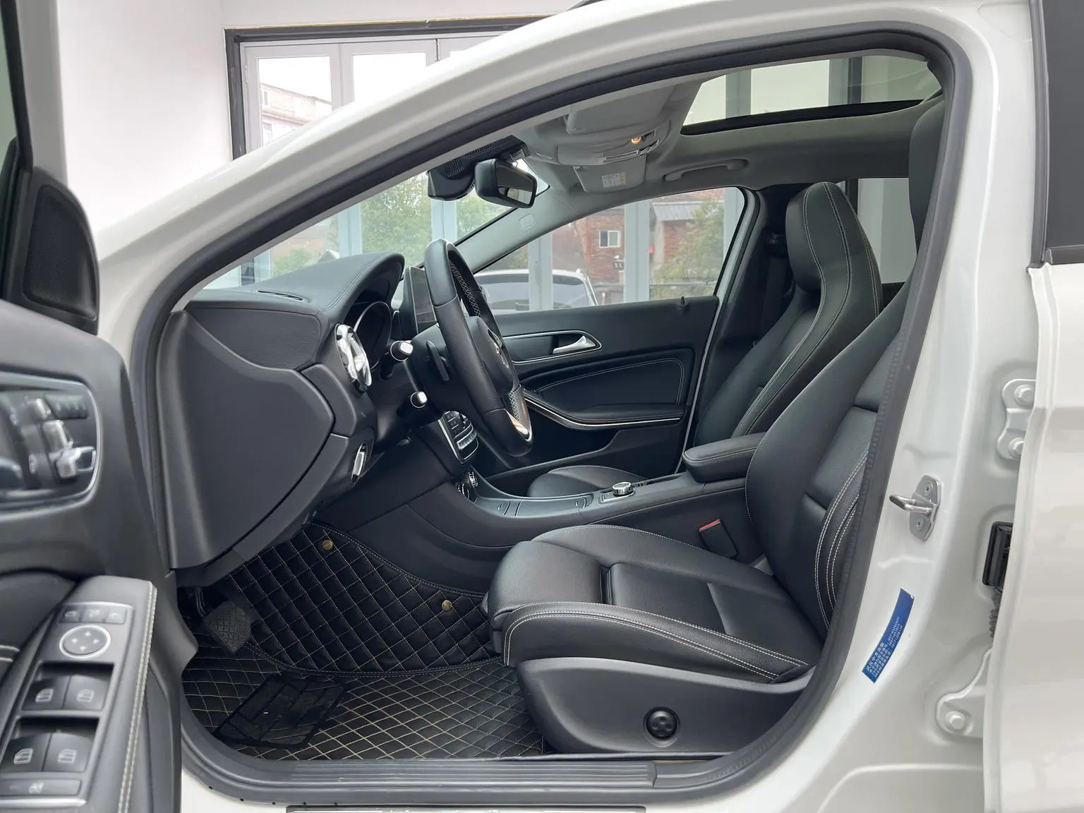 Mercedes-Benz GLA 2018 GLA 220 4MATIC Sport