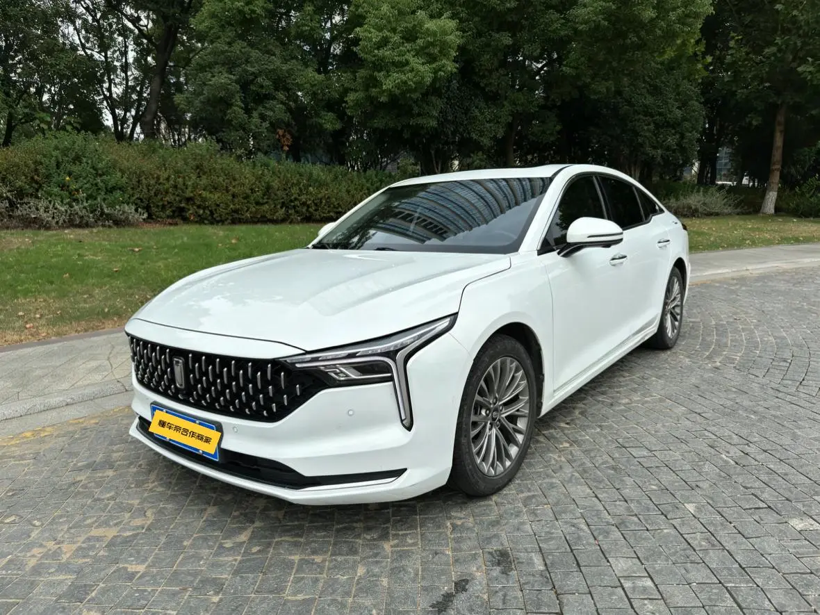 Bestune B70 2023 3rd Gen 1.5T Auto 70 Anniversary Commemorative