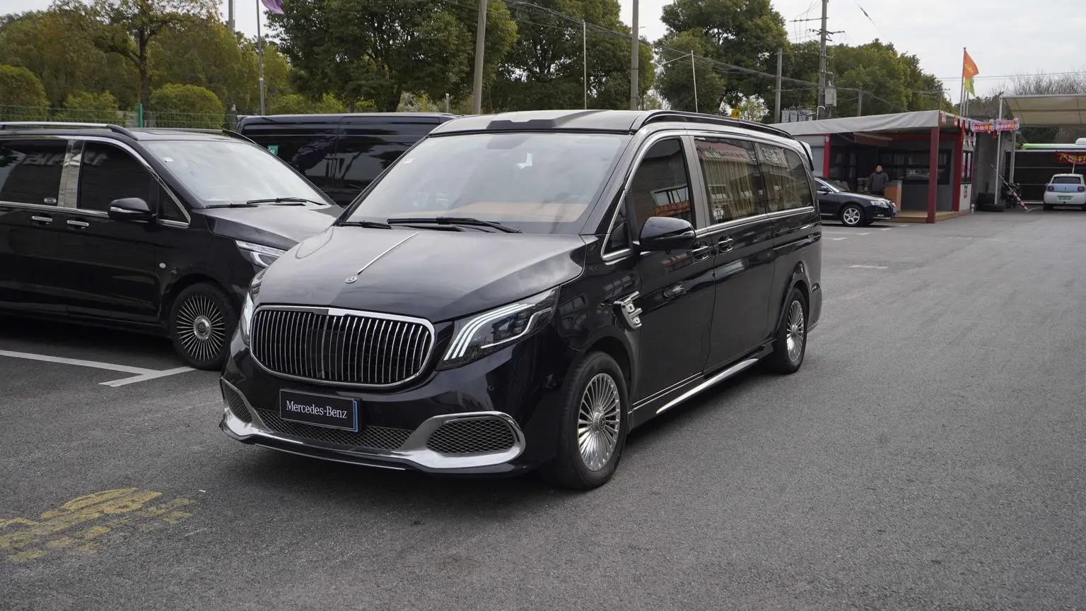 Mercedes-Benz 2023 2.0T Business 7 seat