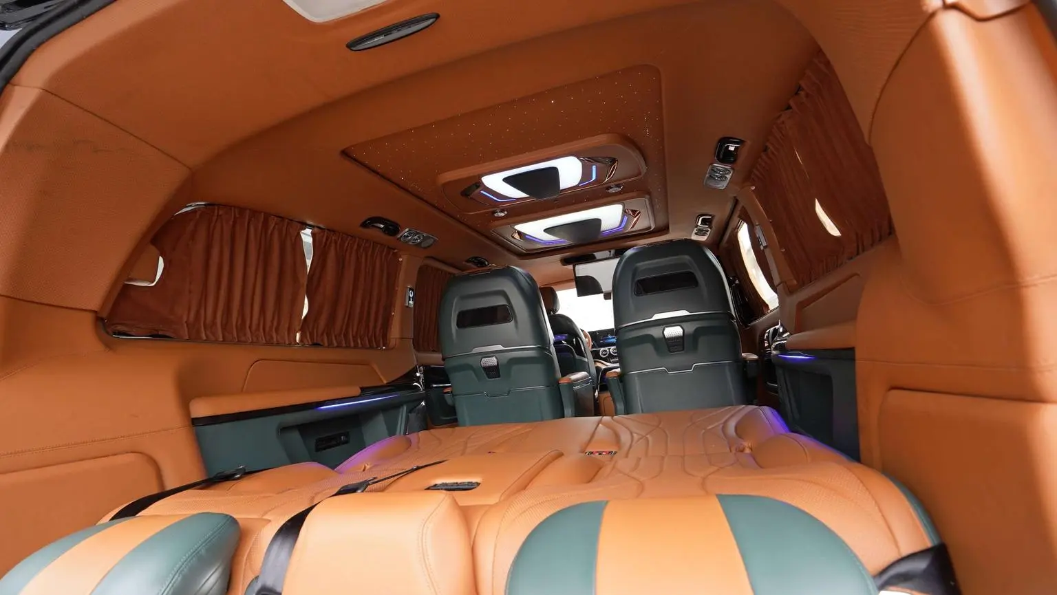 Mercedes-Benz 2023 2.0T Business 7 seat