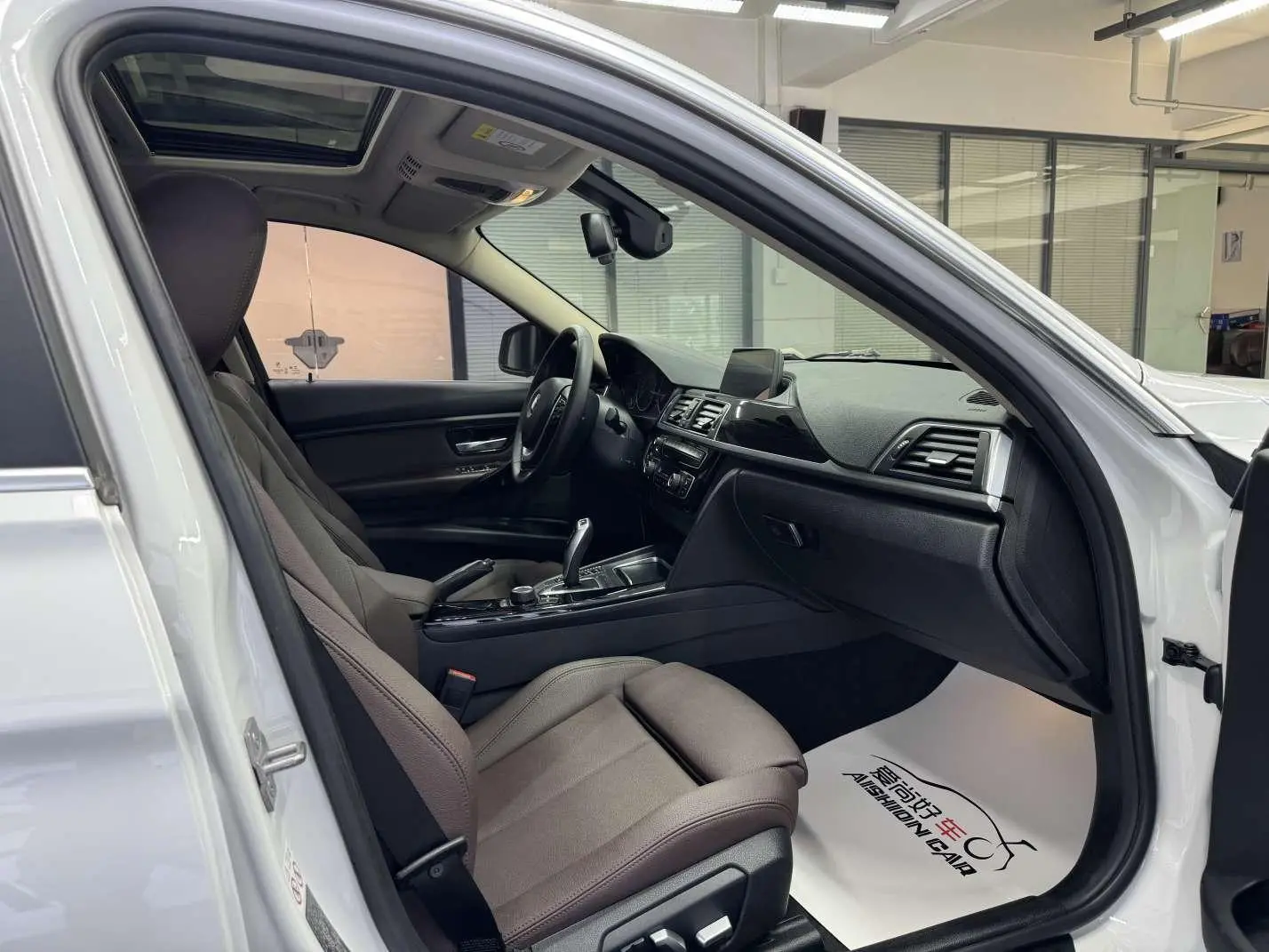 BMW 3 Series 2018 320Li xDrive Fashion