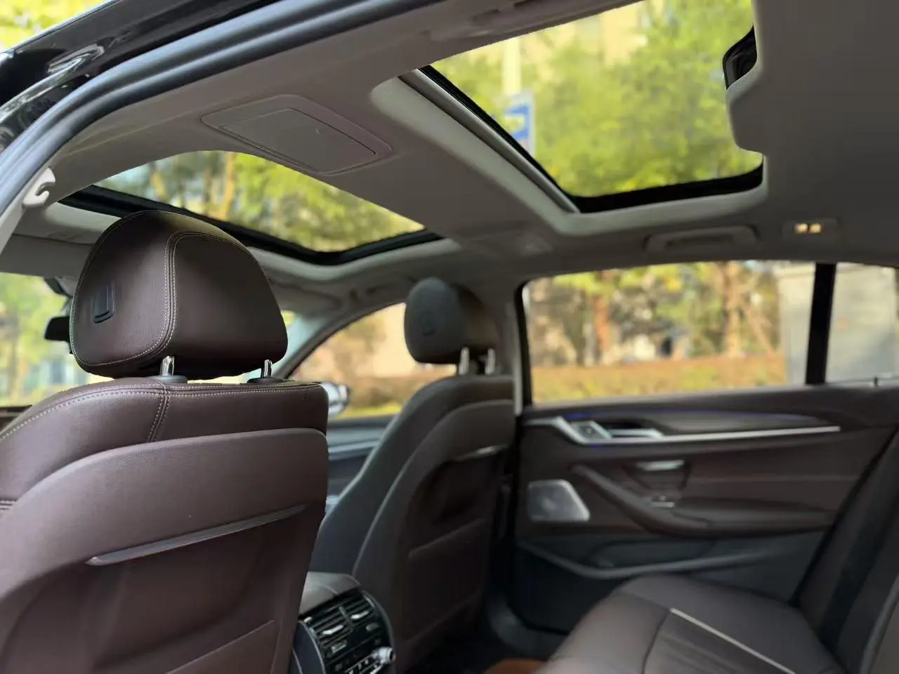 BMW 5 Series 2022 530Li Leading Luxury Package