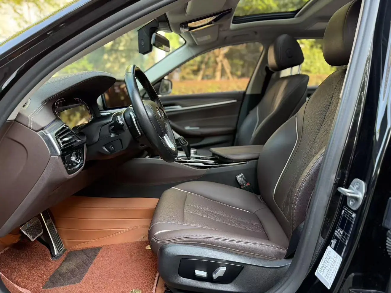 BMW 5 Series 2022 530Li Leading Luxury Package