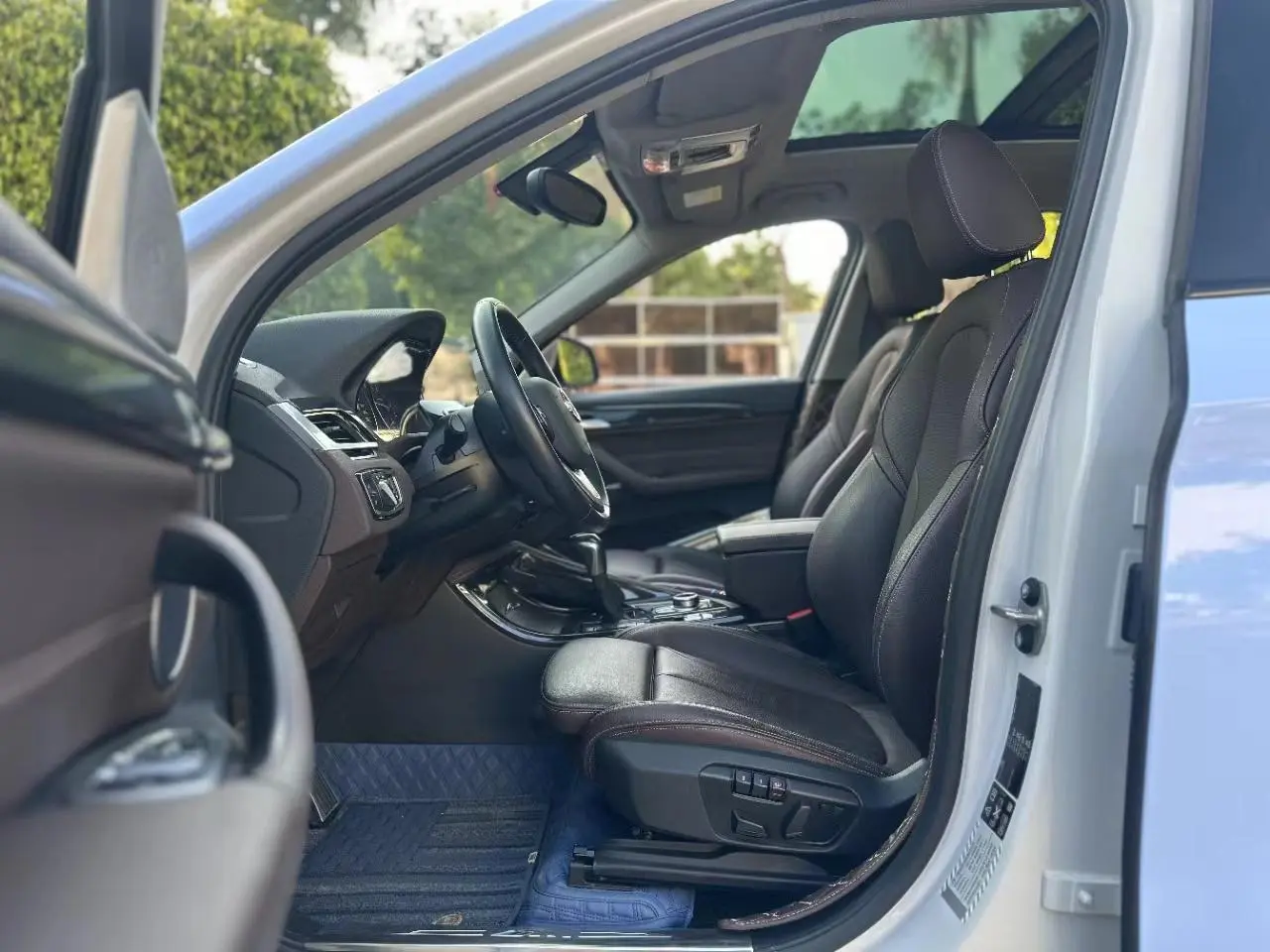 BMW X1 2018 xDrive20Li Premium Plus