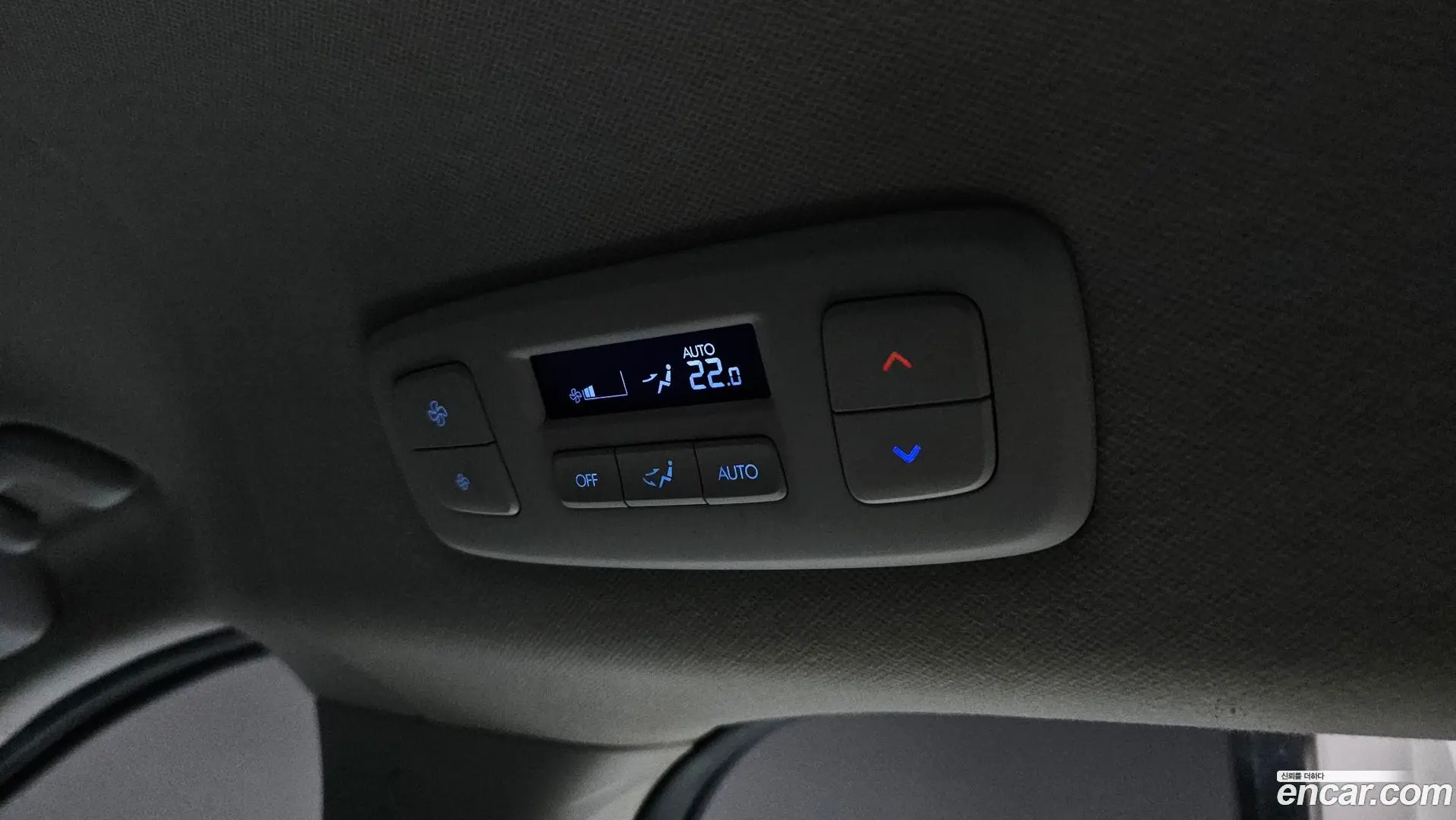 Hyundai Staria 4WD Tourer 11-Seater 2021