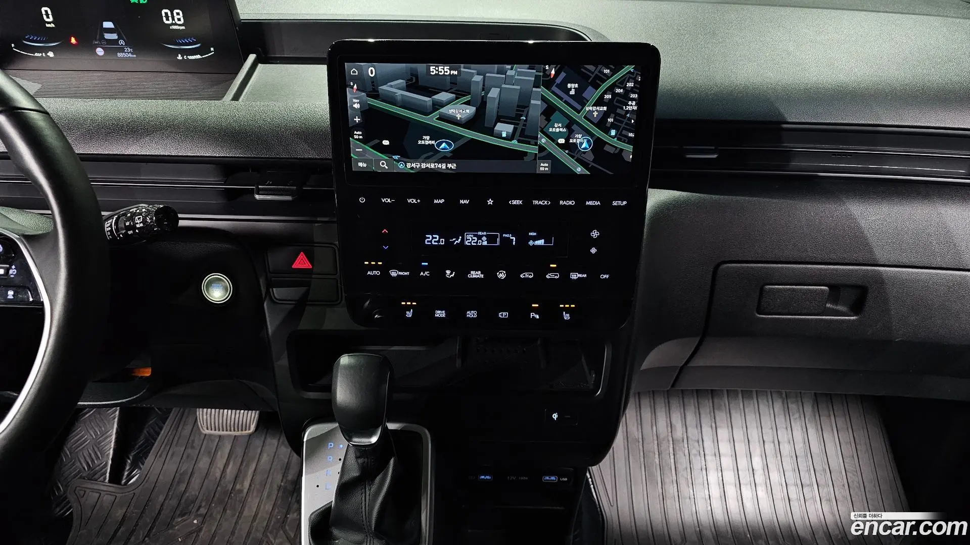 Hyundai Staria 4WD Tourer 11-Seater 2021