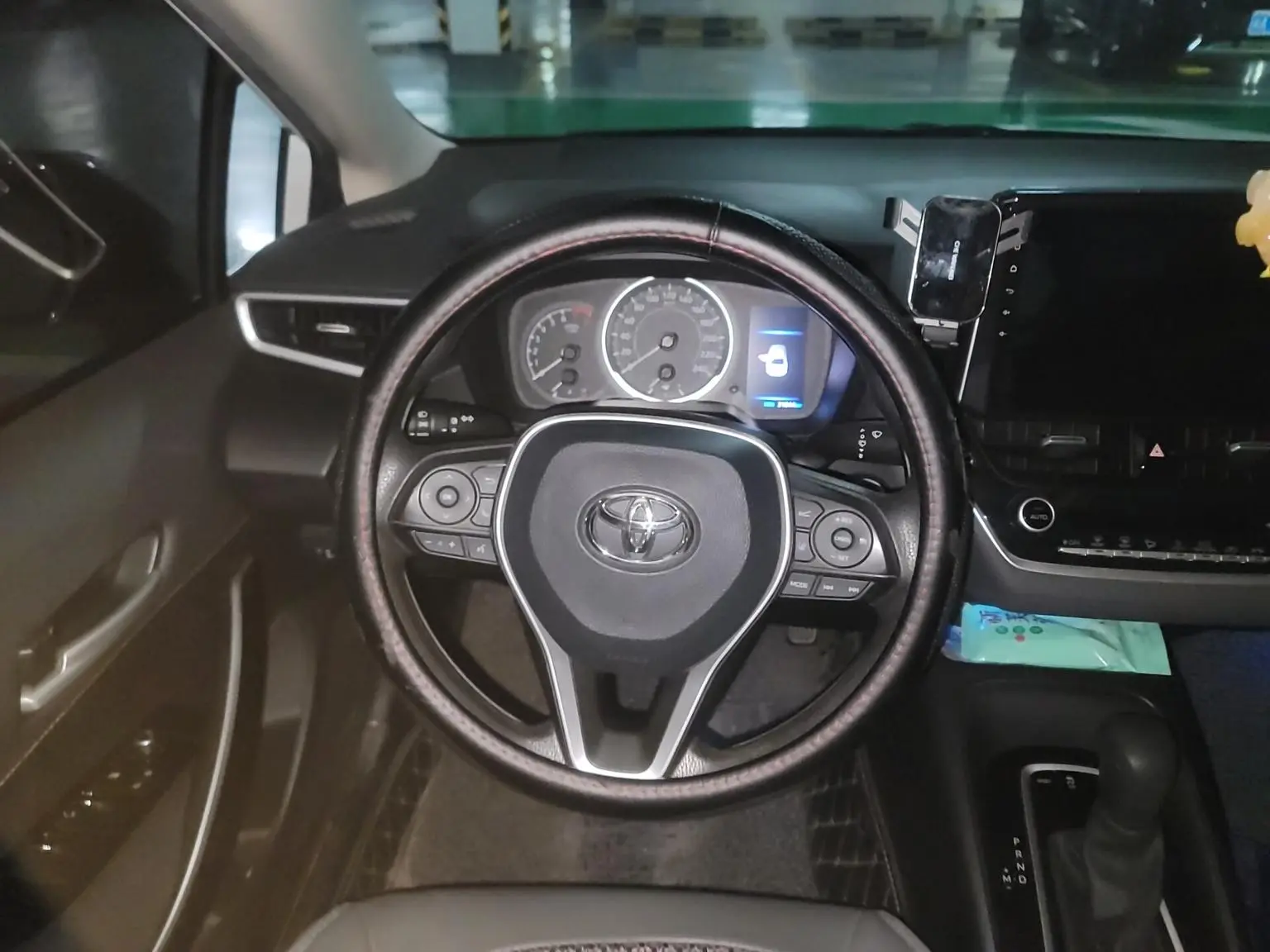 Toyota 2021 2.0L Luxury