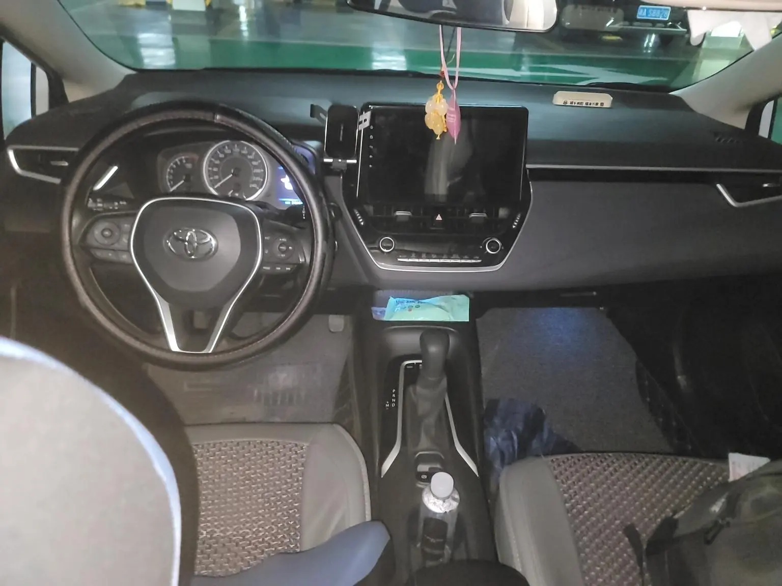 Toyota 2021 2.0L Luxury
