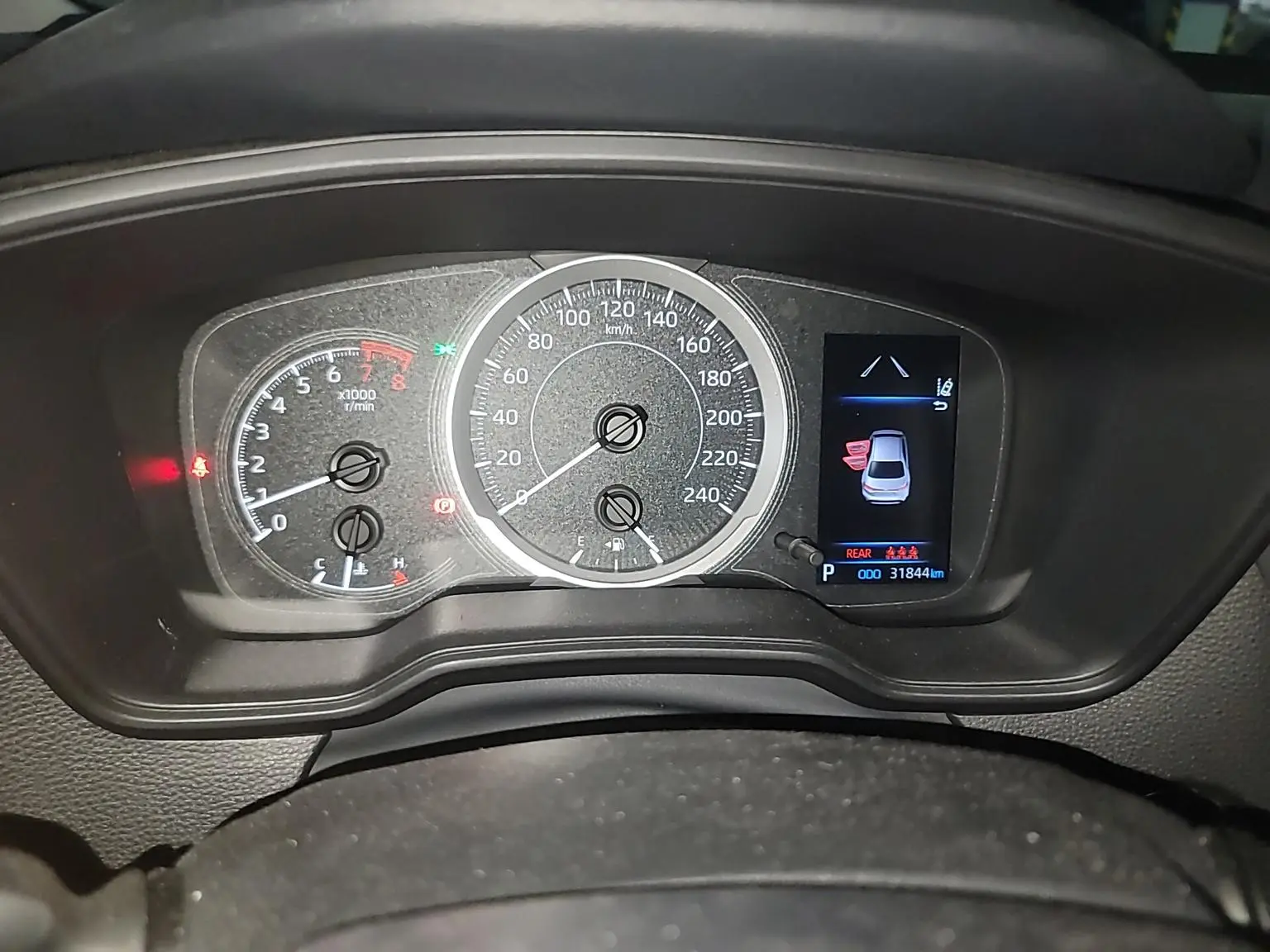 Toyota 2021 2.0L Luxury