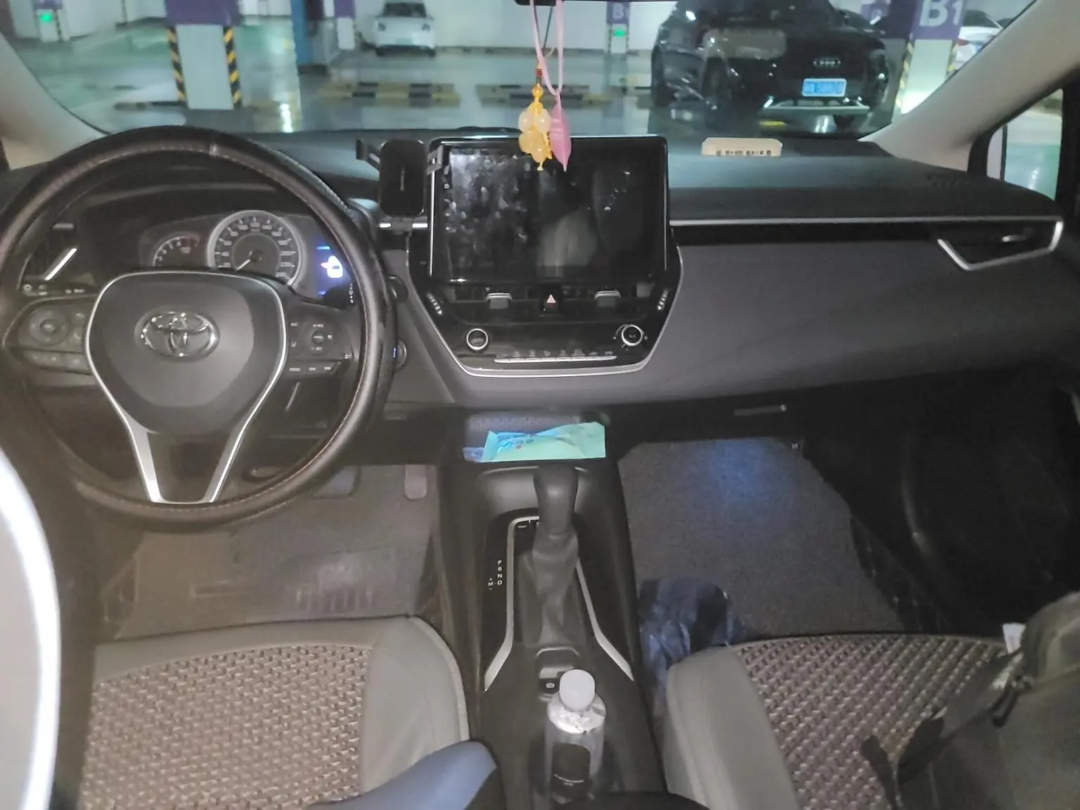Toyota 2021 2.0L Luxury