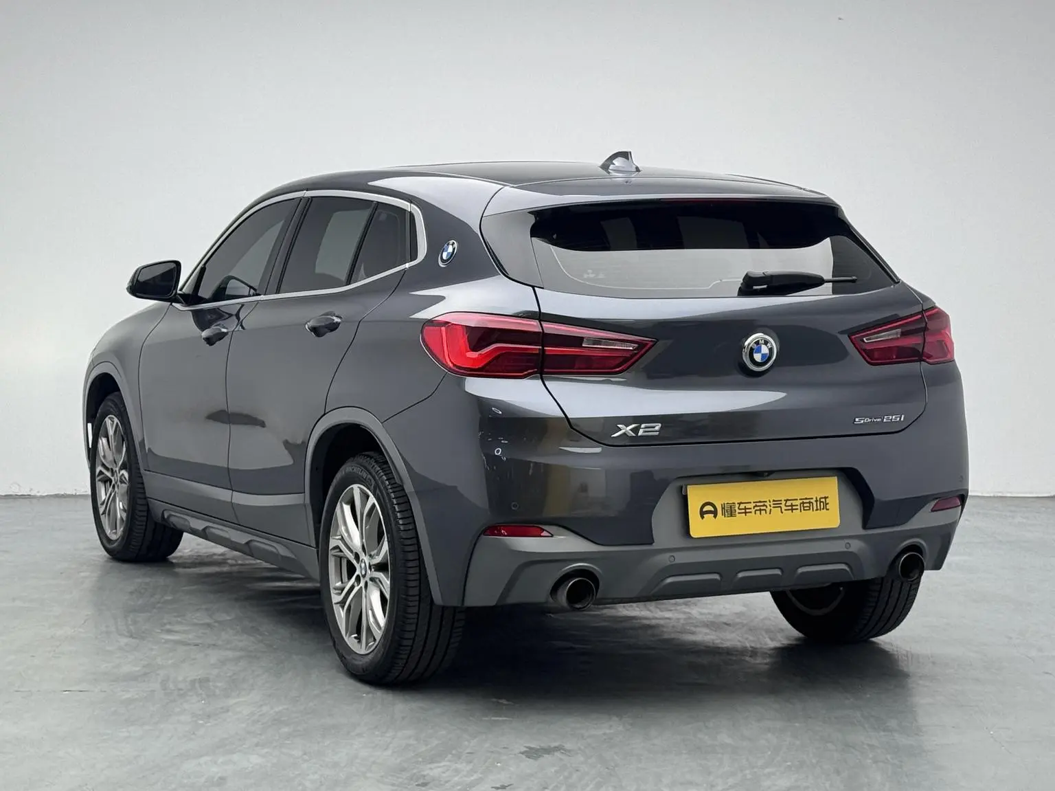 BMW X2( Import ) 2019 sDrive25i Leading M Off-Road Package China VI