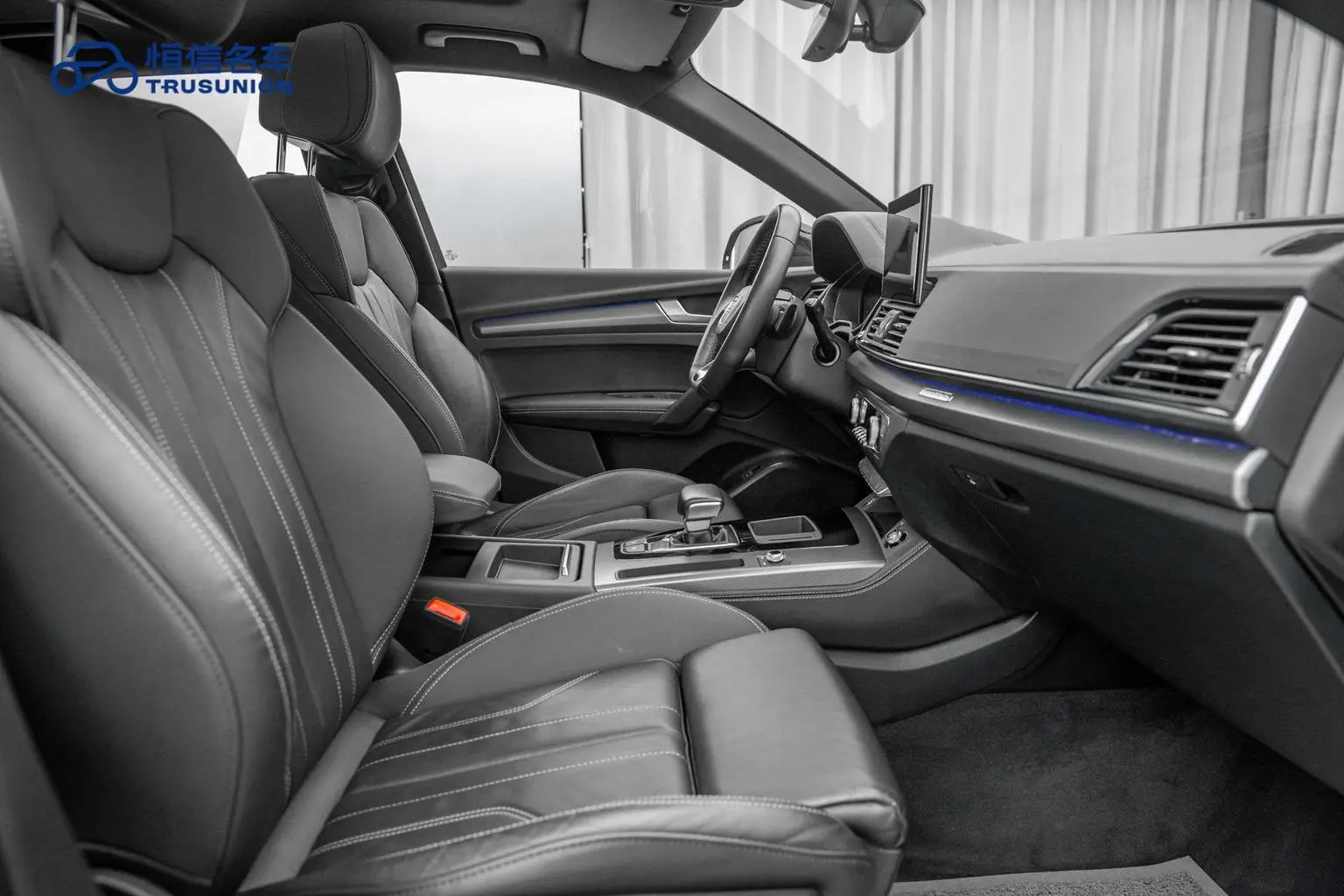 Audi Q5L 2024 40TFSI Dynamic Luxury