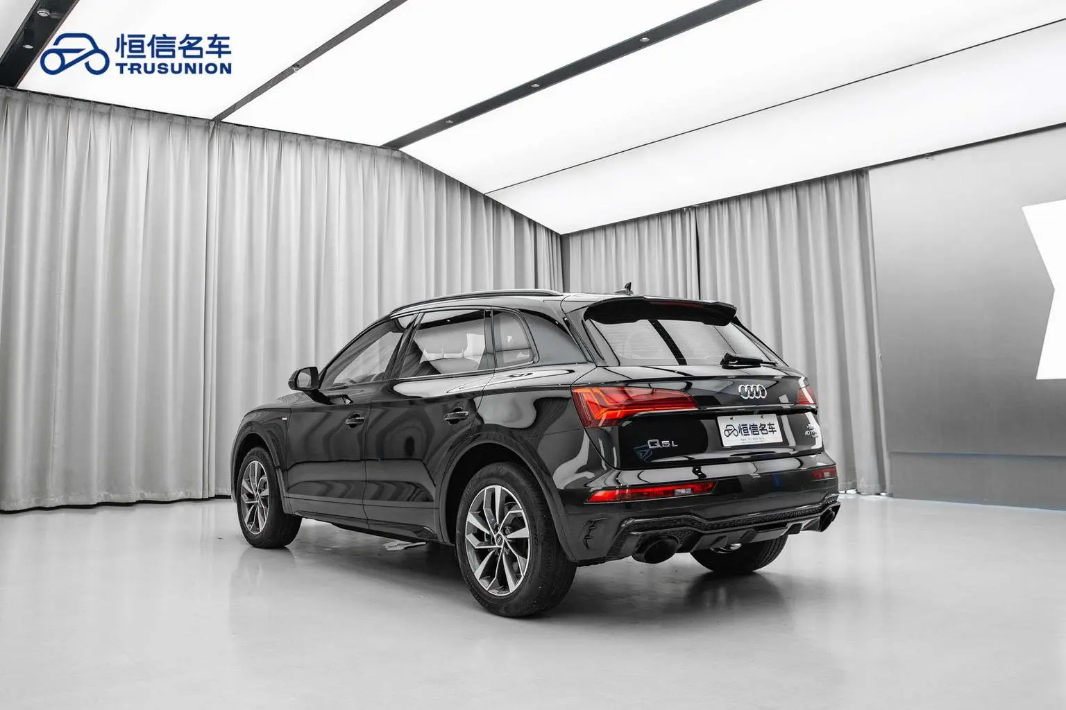 Audi Q5L 2024 40TFSI Dynamic Luxury