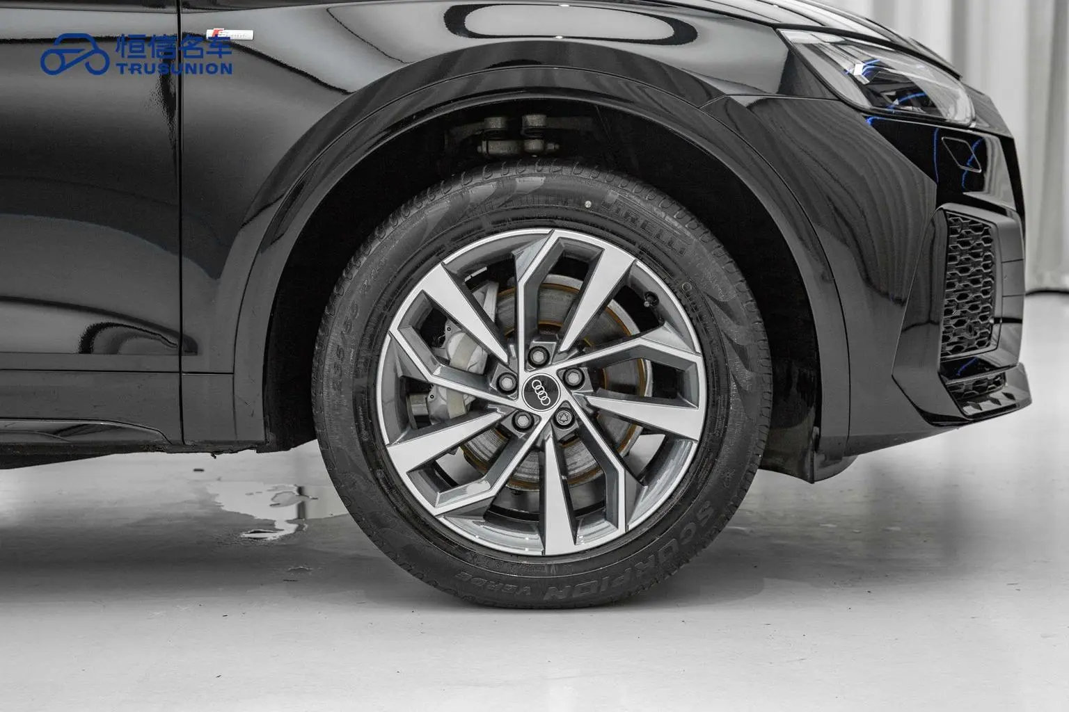 Audi Q5L 2024 40TFSI Dynamic Luxury