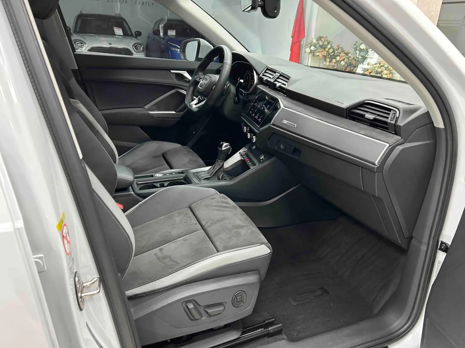 Audi Q3 2022 35 TFSI Dynamic Fashion