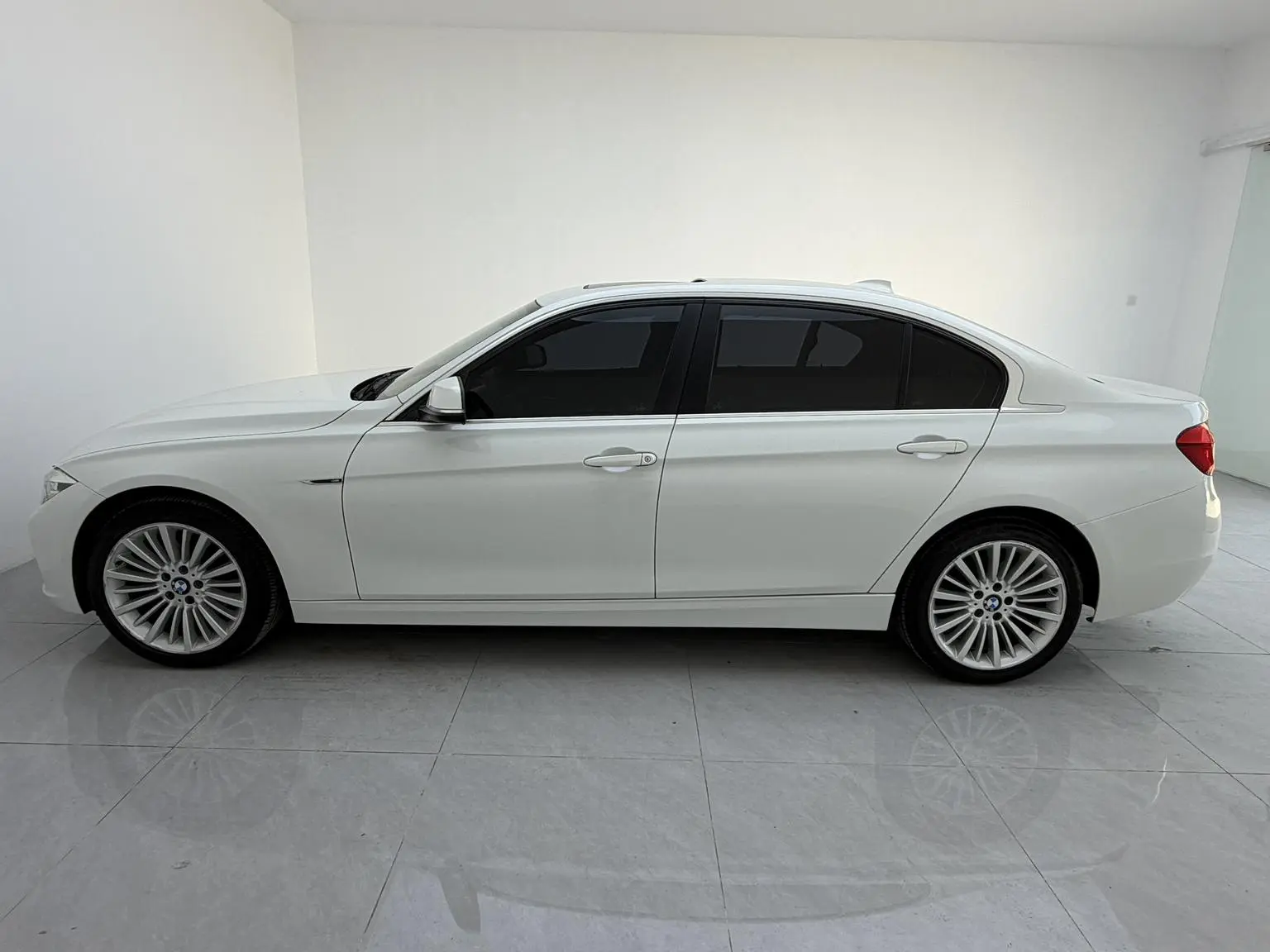 BMW 3 Series 2018 320Li Fashion