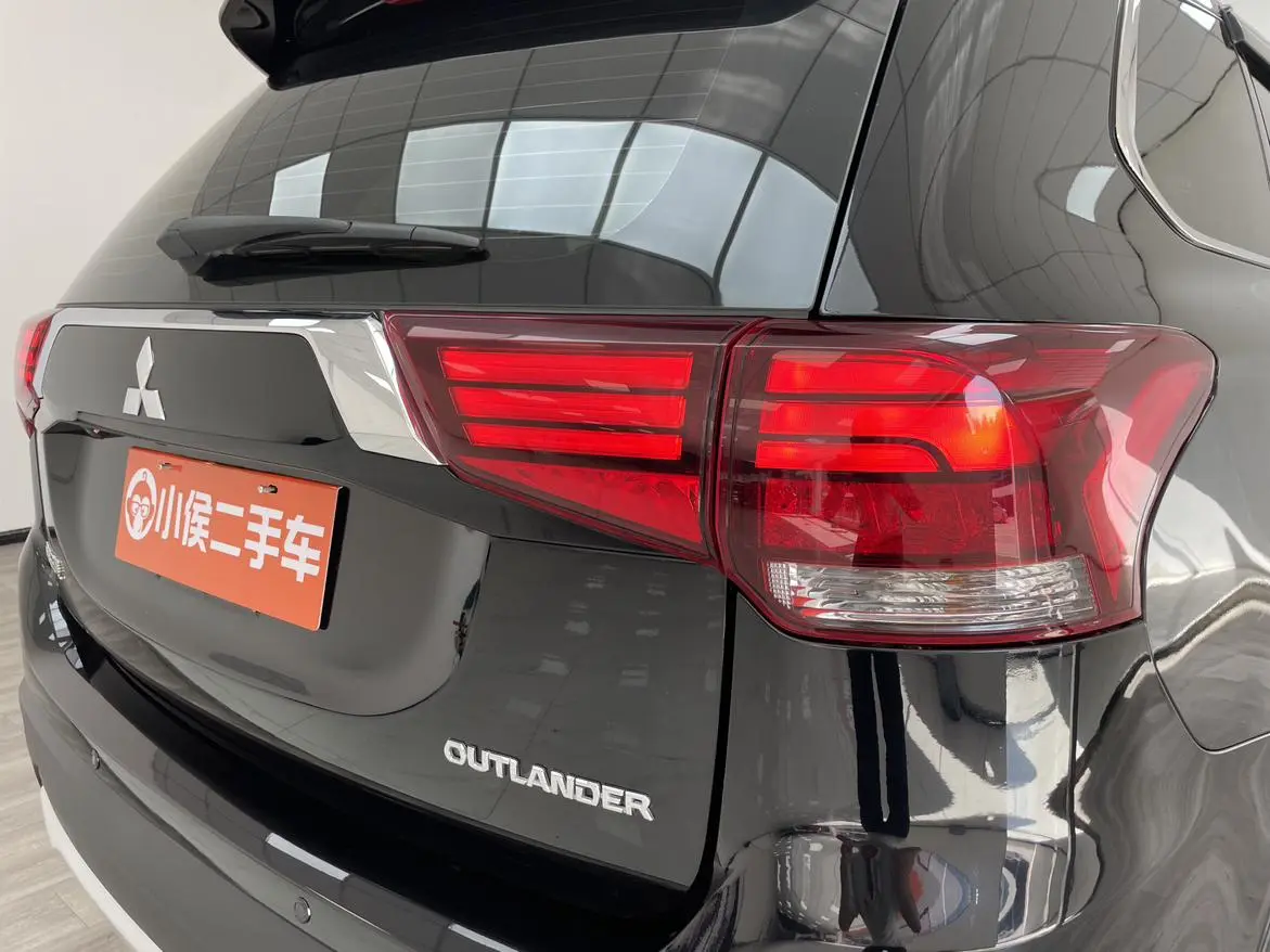 Mitsubishi Outlander 2018 2.0L 2WD Glory 5 seat