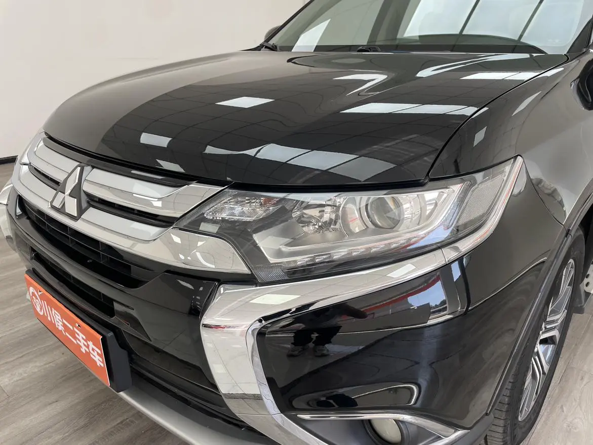 Mitsubishi Outlander 2018 2.0L 2WD Glory 5 seat