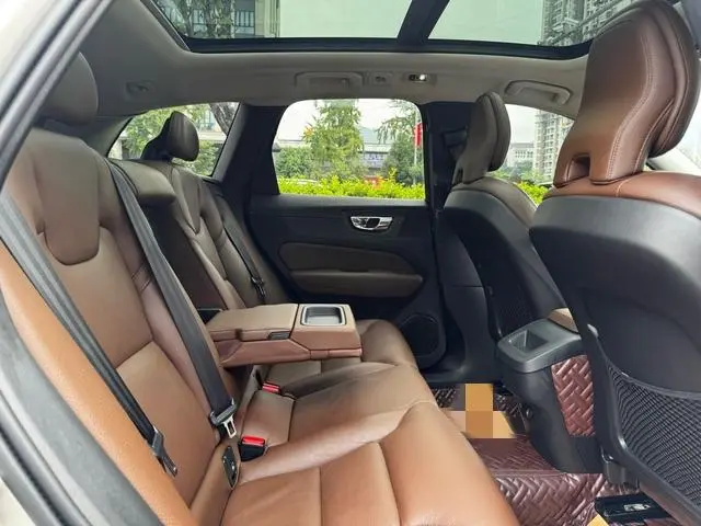 Volvo XC60 2019 T5 4WD Smart China VI