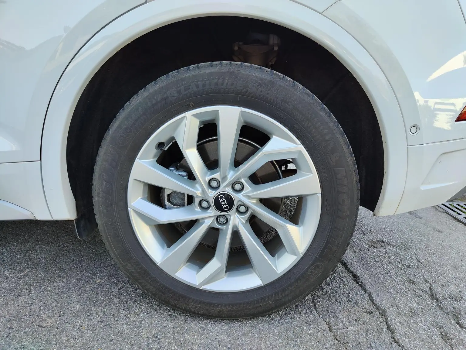 Audi Q5L 2022 Facelift 40T Dynamic Luxury