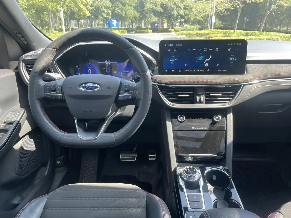 Ford Escape 2019 EcoBoost 245 4WD ST-LINE