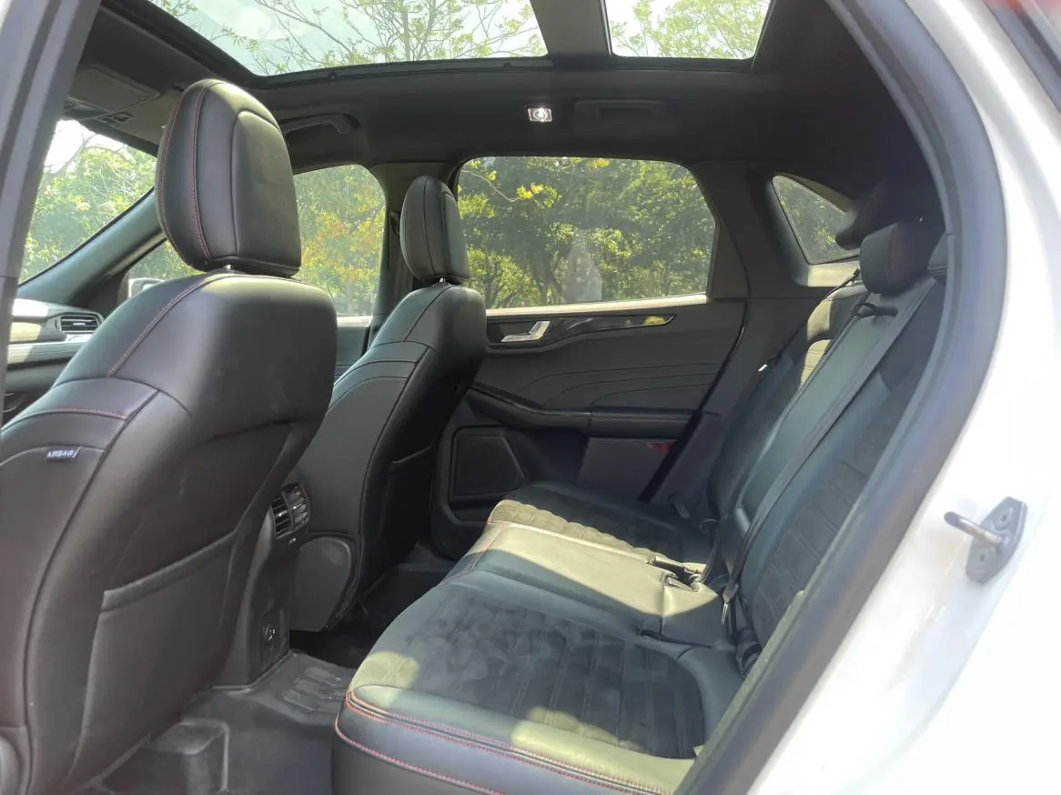 Ford Escape 2019 EcoBoost 245 4WD ST-LINE
