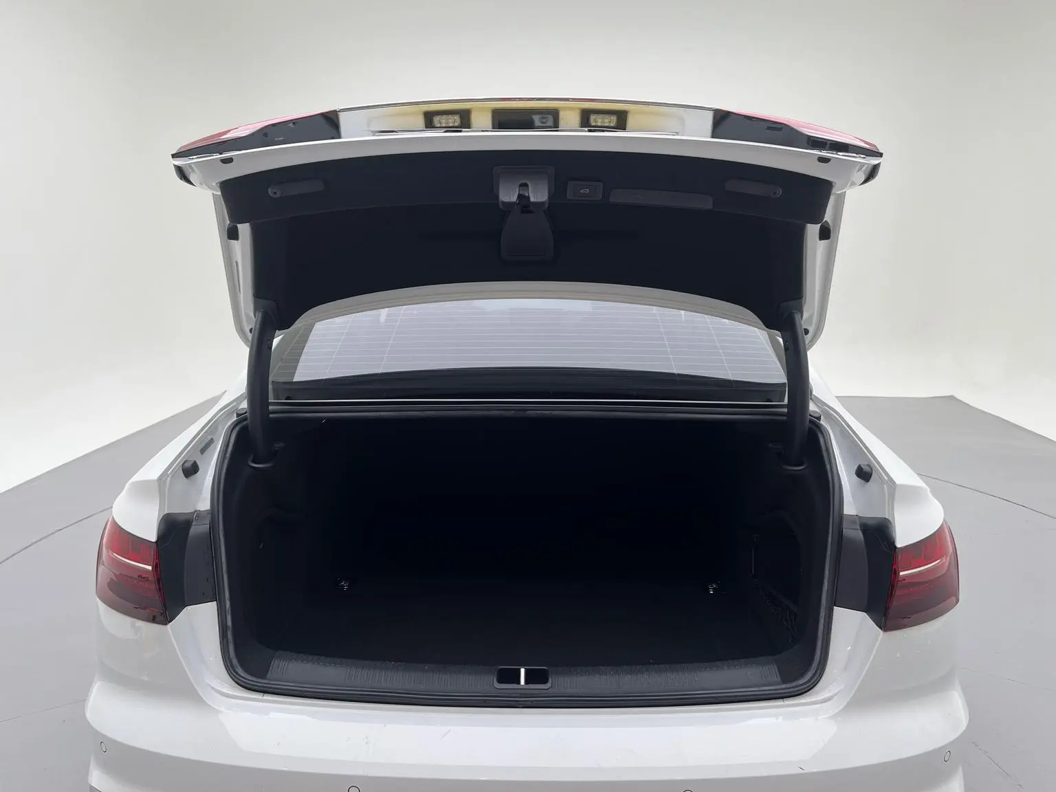 Audi A4L 2020 40 TFSI Dynamic Fashion