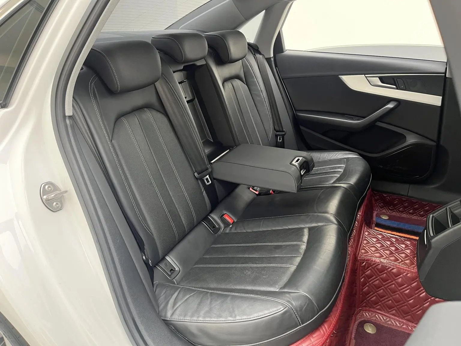 Audi A4L 2020 40 TFSI Dynamic Fashion