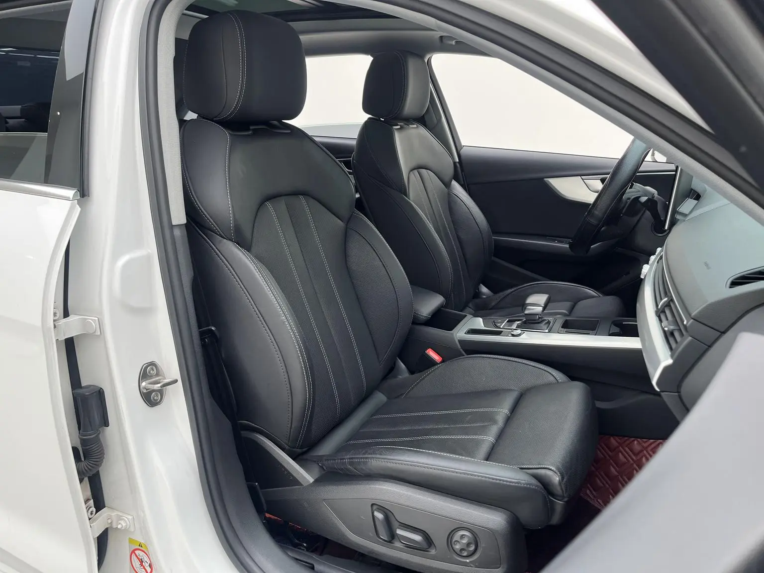 Audi A4L 2020 40 TFSI Dynamic Fashion