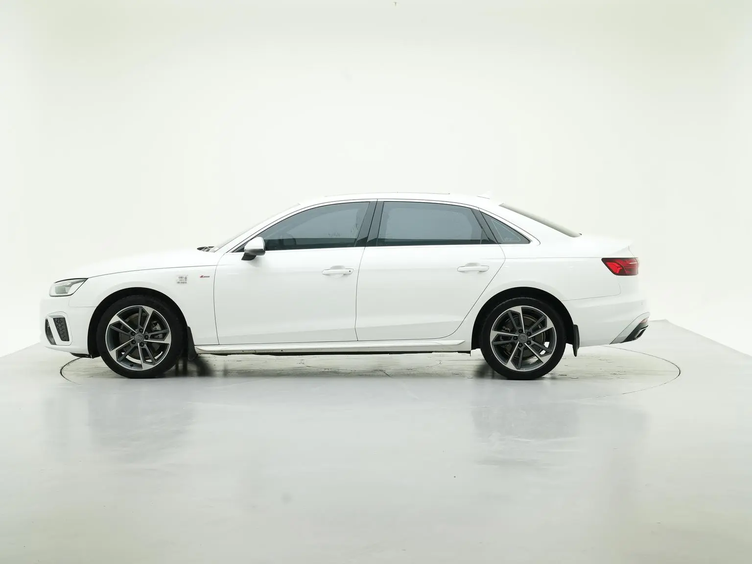 Audi A4L 2020 40 TFSI Dynamic Fashion