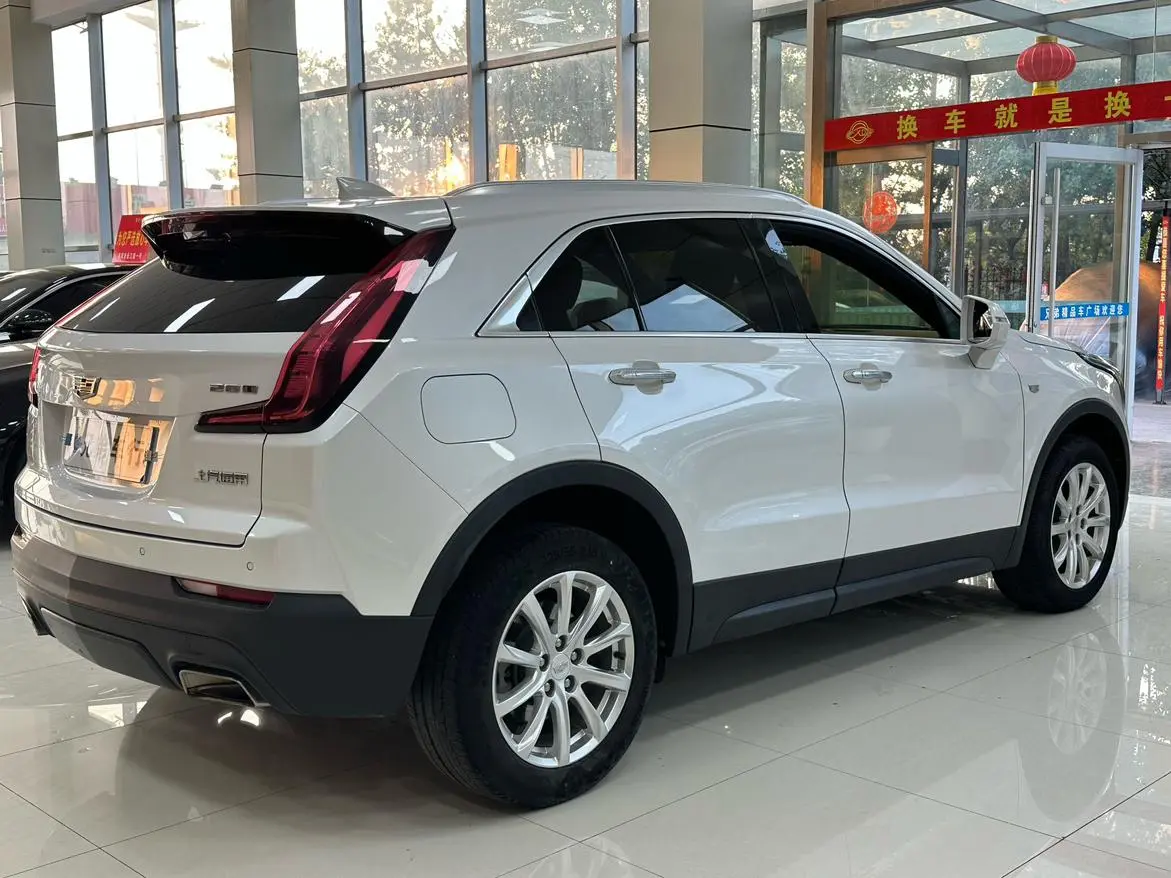 Cadillac XT4 2018 28T 2WD Tech