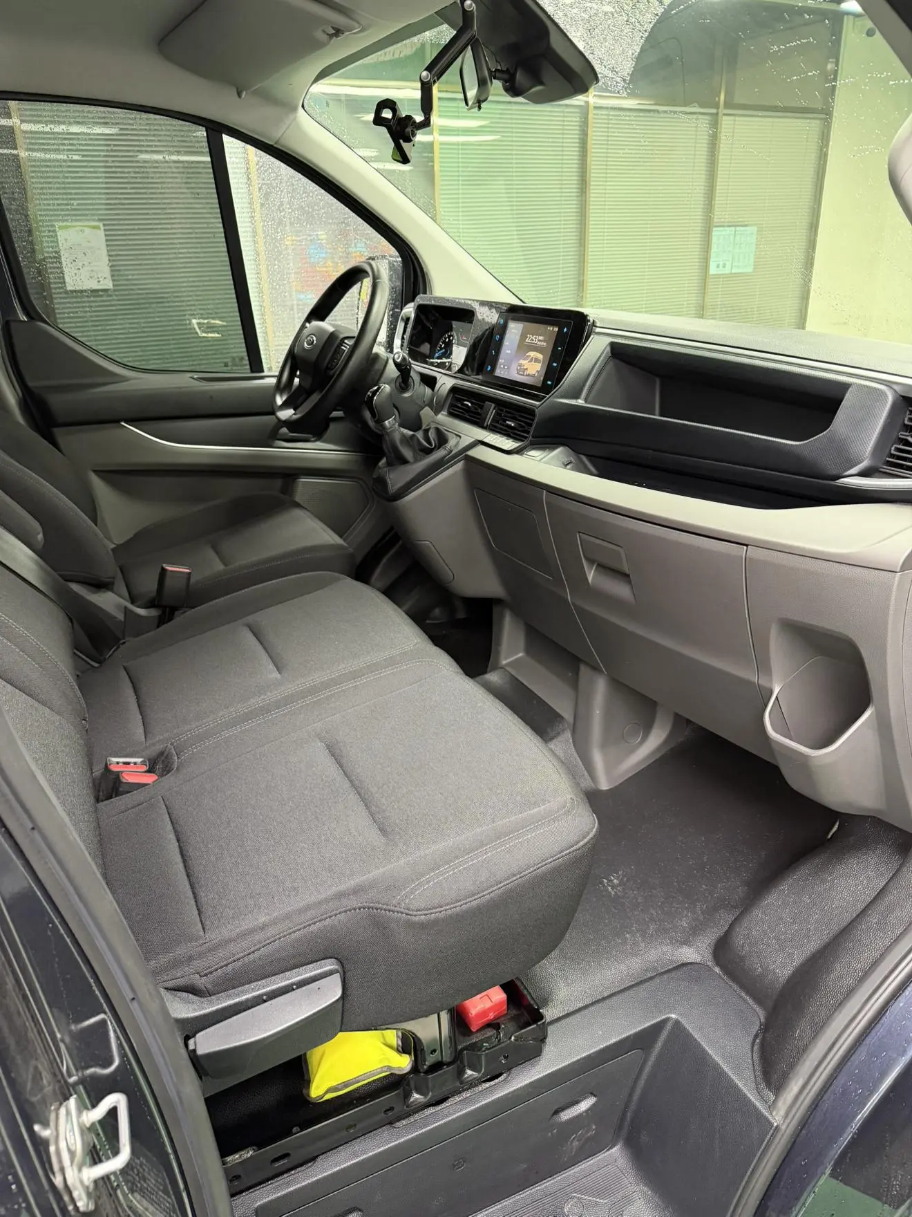 Ford 2023 V362 2.0T Petrol Manual 5/6 seat China VI