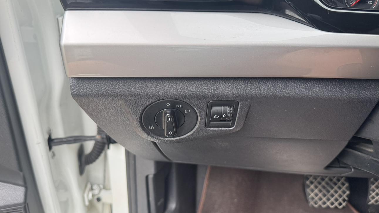 Volkswagen Bora 2021 1.5L Auto Luxury Connected