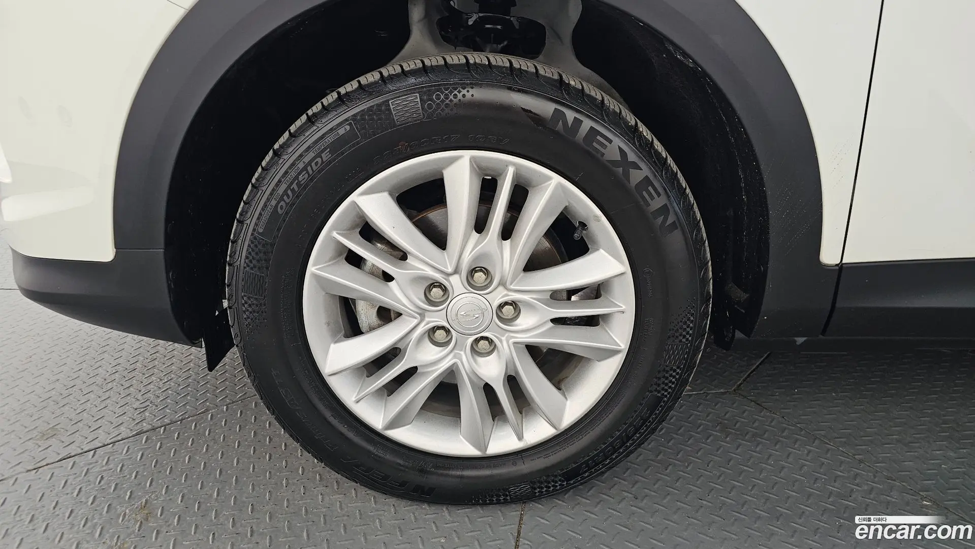 KG Mobility KORANDO Gasoline 1.5 2WD C3 Plus
