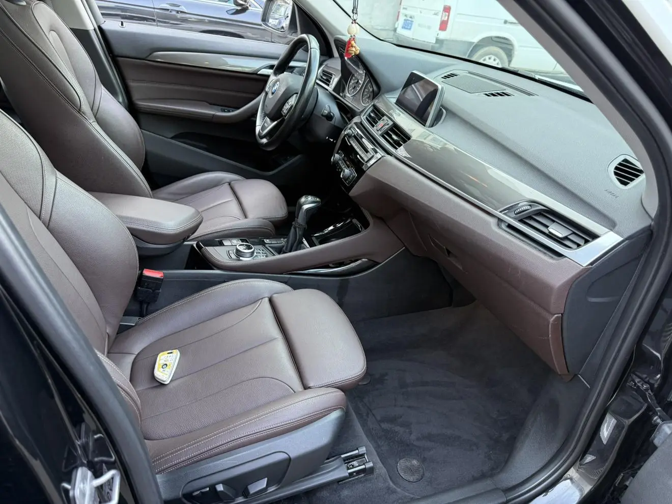 BMW X1 2018 xDrive20Li Premium Plus