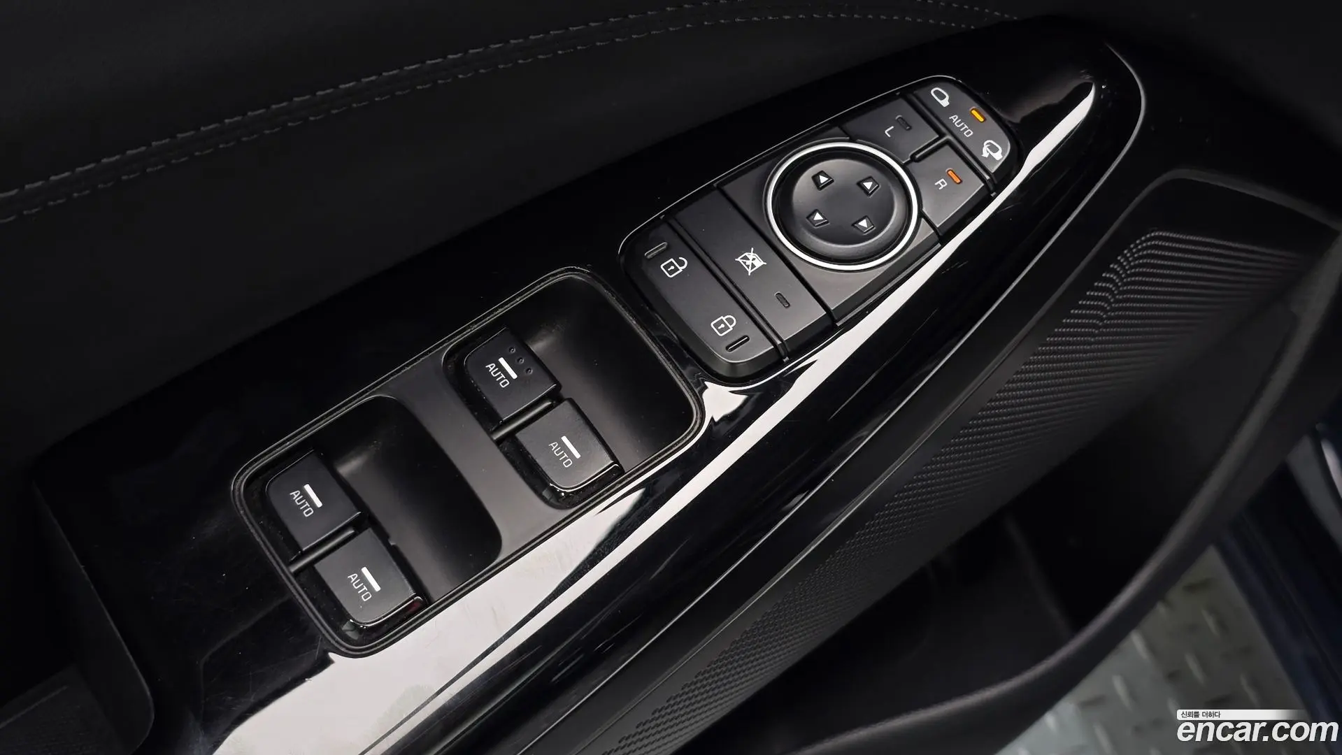 Kia K7 3.0 LPI Trendy(Rented Car)