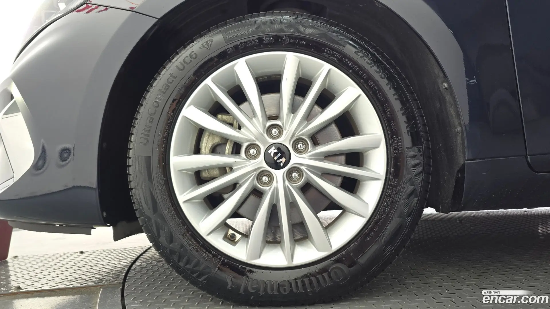 Kia K7 3.0 LPI Trendy(Rented Car)