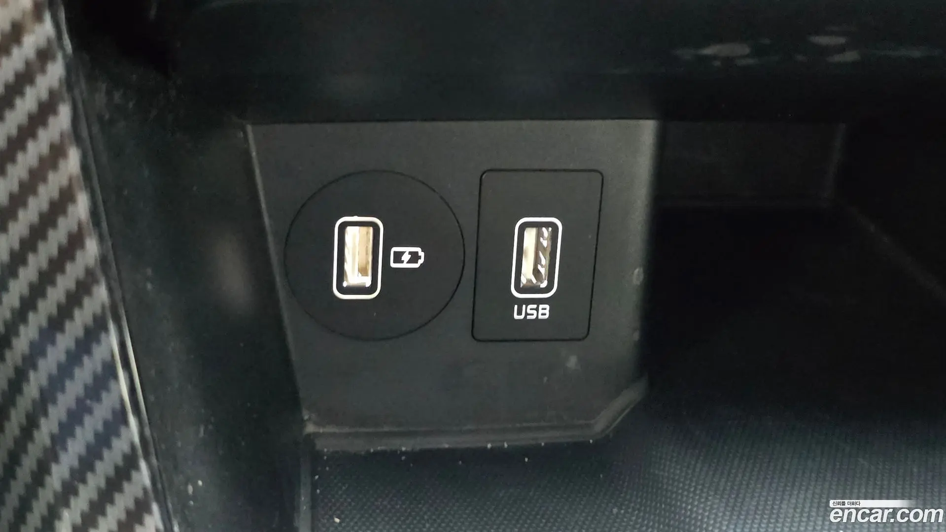 Kia K7 3.0 LPI Trendy(Rented Car)