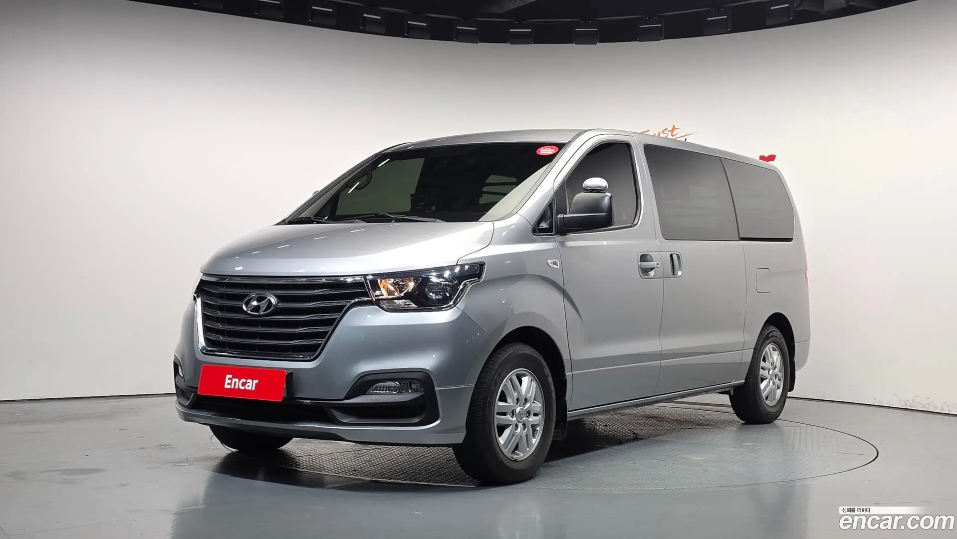 Hyundai Starex Van 3-Seater