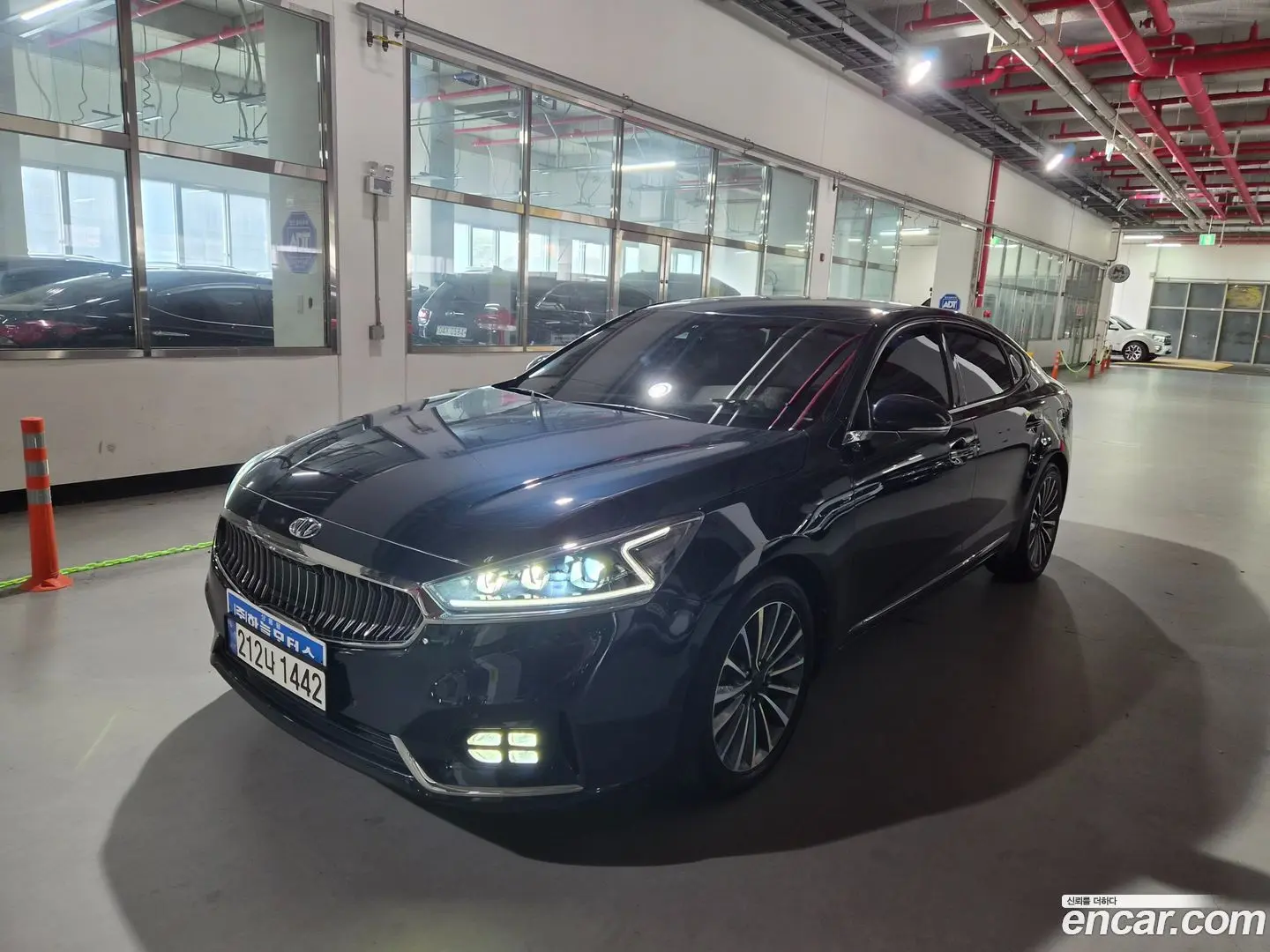 Kia K7 3.0 LPI Prestige (Rental Car)