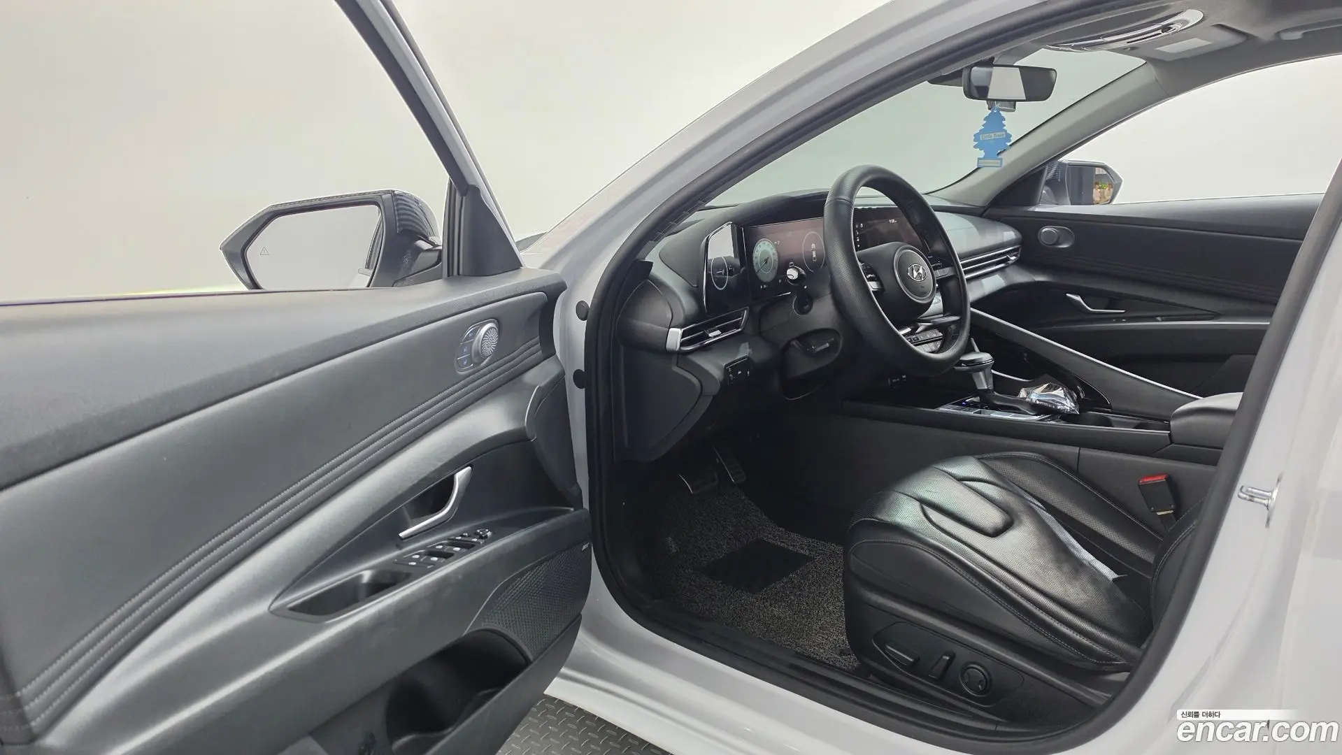 Hyundai AVANTE 1.6 2020