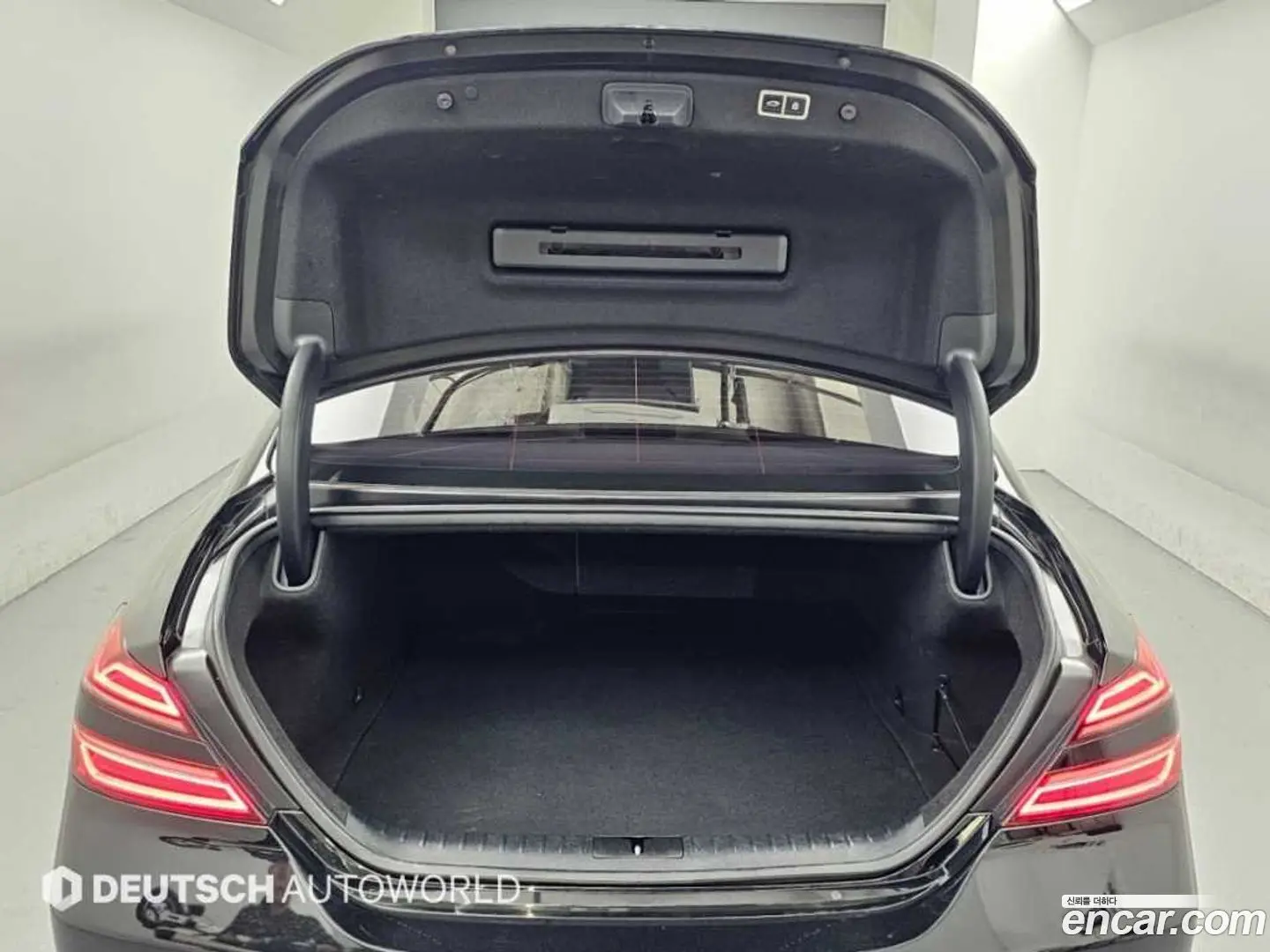 Genesis G70 Gasoline 2.0T 2WD