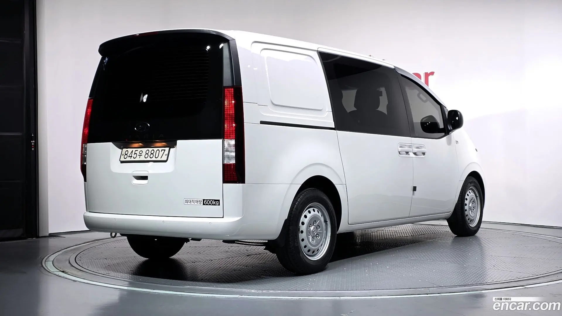 Hyundai Staria Cargo 5-Seater 2022
