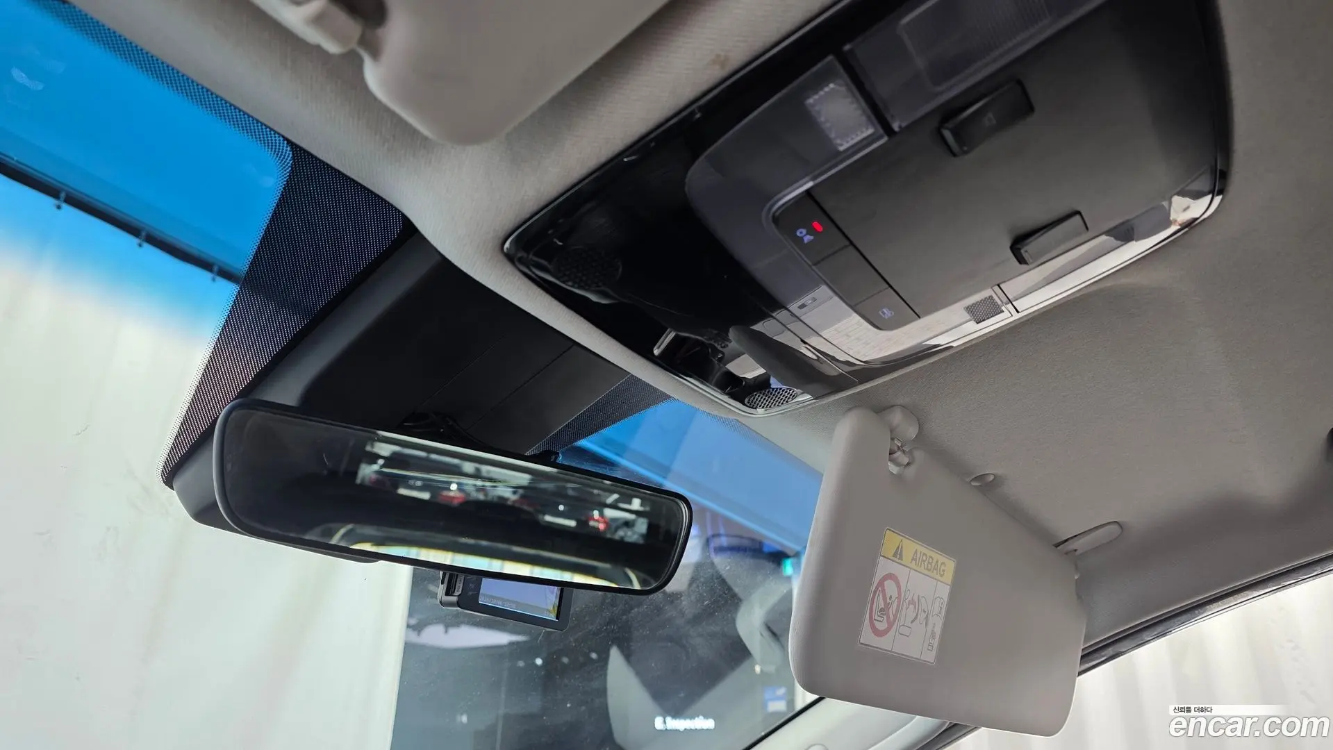Hyundai Staria Cargo 5-Seater 2022