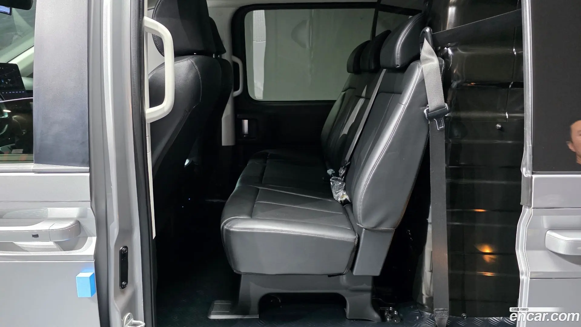 Hyundai Staria Cargo 5-Seater 2022