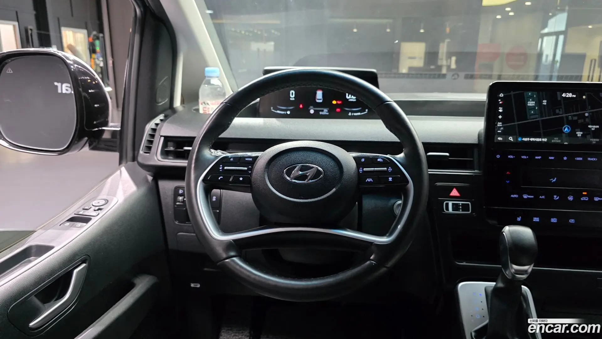 Hyundai Staria Cargo 5-Seater 2022