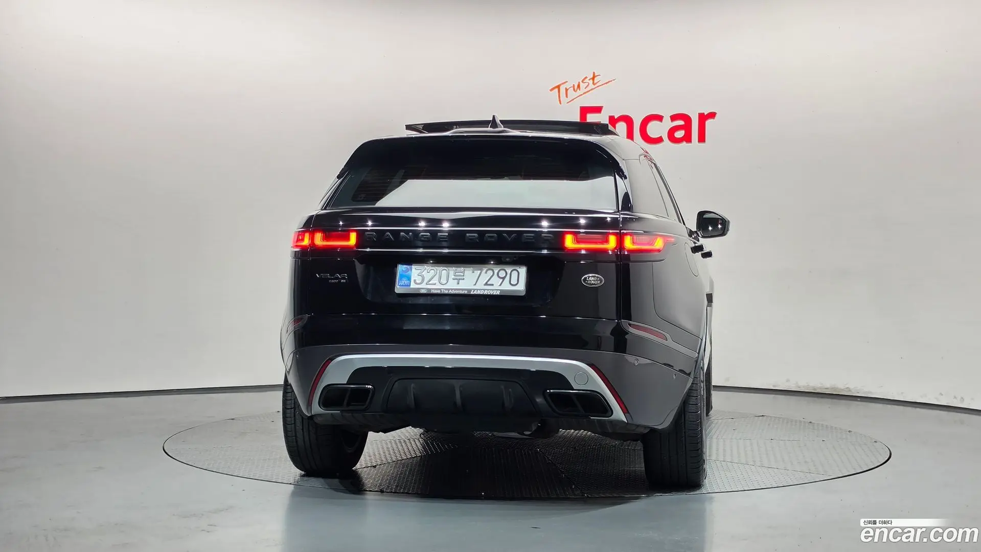 Land Rover Range Rover Velar 3.0 D300 R-Dynamic SE