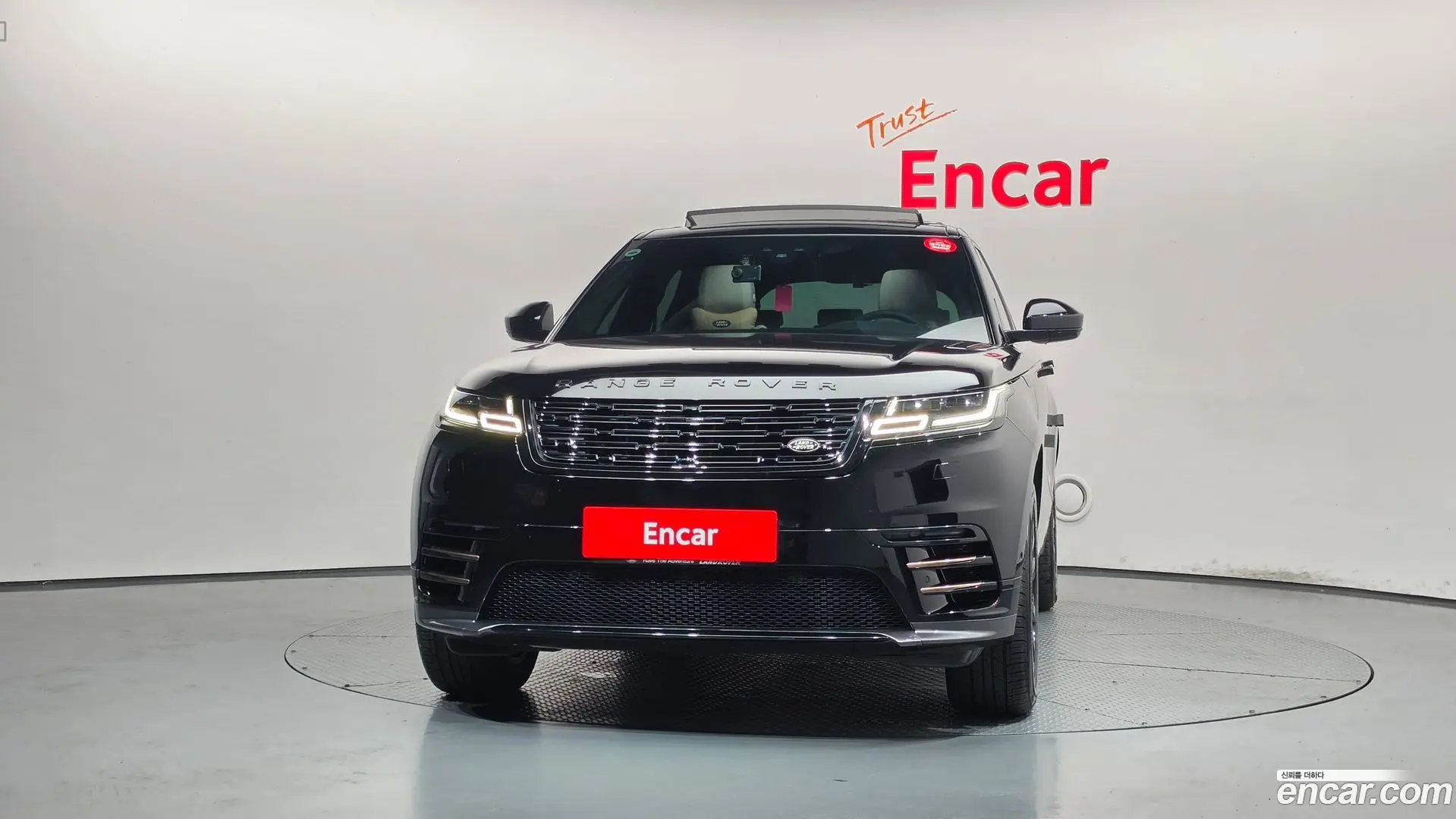 Land Rover Range Rover Velar 3.0 D300 R-Dynamic SE