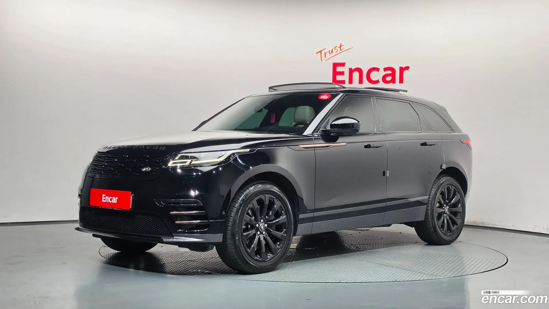 Land Rover Range Rover Velar 3.0 D300 R-Dynamic SE
