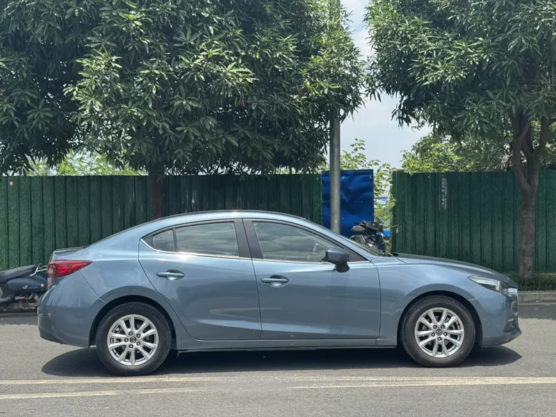 Mazda3 Angkesela 2017 Sedan 1.5L Automatic Comfort Type National V